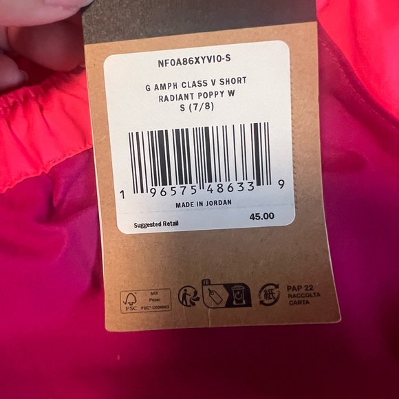 The North Face Kids Two-Tone Shorts - Picture 2 of 2